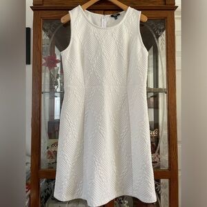 White Stretch Sheath Dress Thick Quilted Pattern Size 14